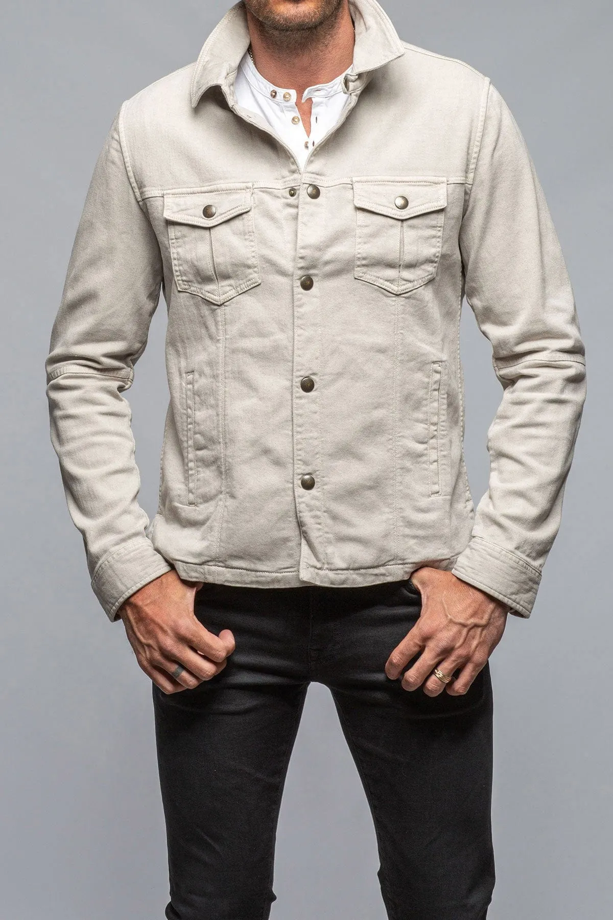 Leland Linen Trucker In Sasso